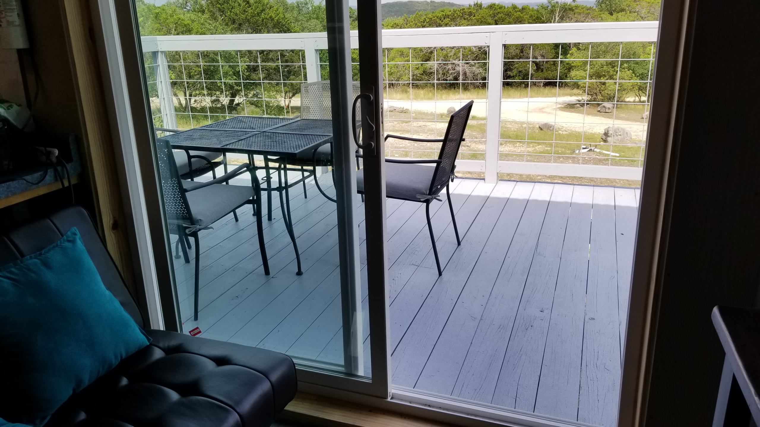 Dual-deck cottage at Medina Highlands Park