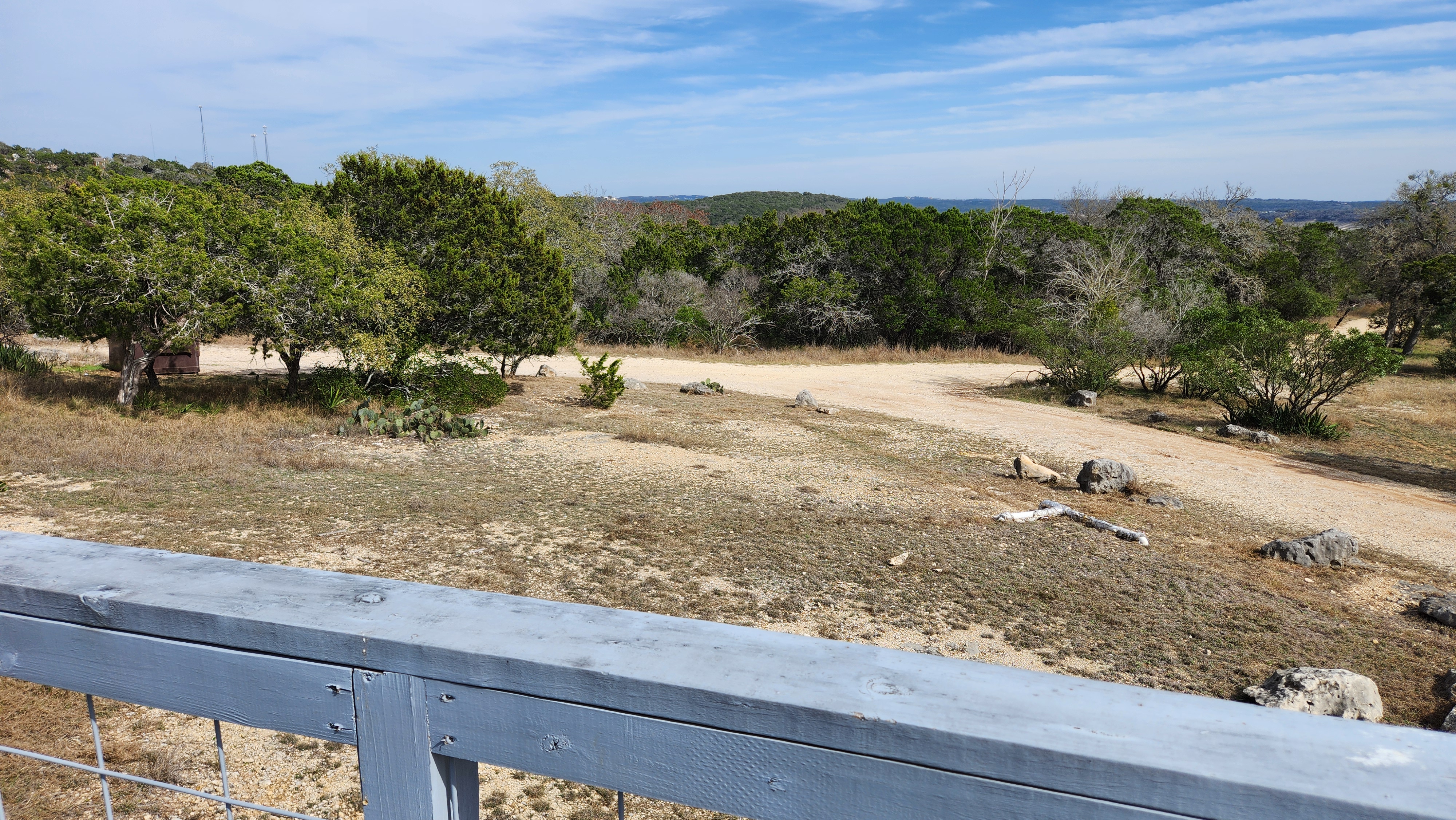 Dual-deck cottage at Medina Highlands Park
